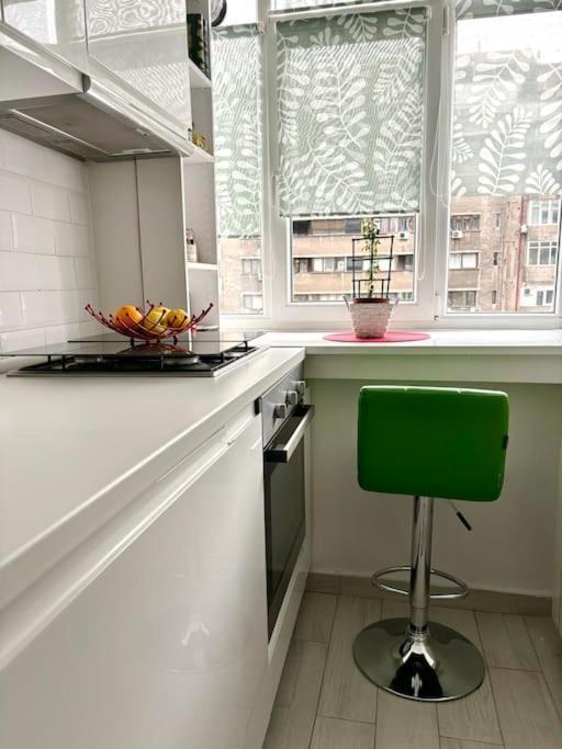 Ultracentral Lovely Place -Your Home Away From Home Bucarest Extérieur photo