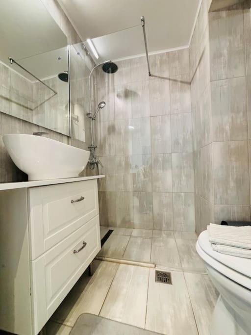 Ultracentral Lovely Place -Your Home Away From Home Bucarest Extérieur photo